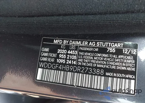 2013 Mercedes-Benz C 250 Sport z USA, uszkodzony, nr VIN WDDGF4HB9DR273388